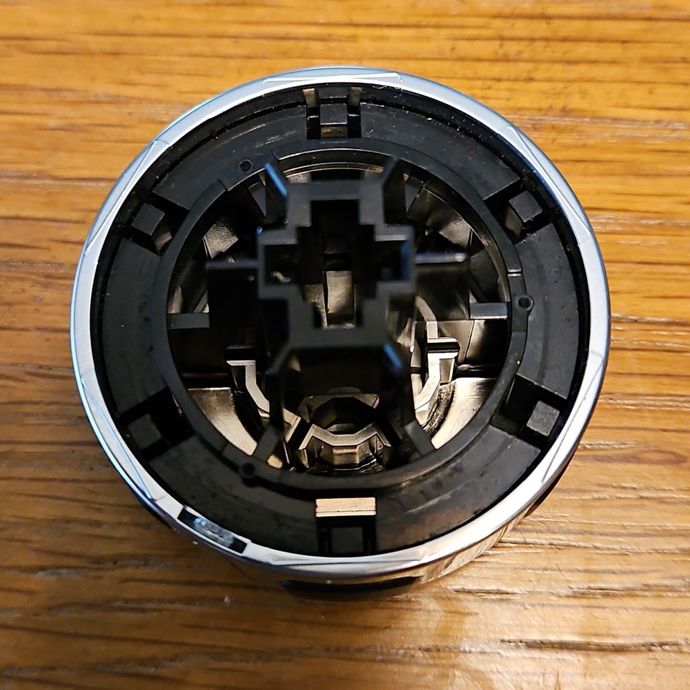 Land Rover Terrain Response control knob - Picture 3 of 4
